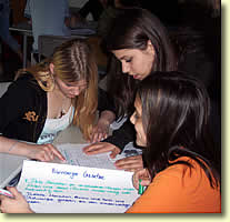 Plakat zum Thema „Nürnberger Gesetze“ (Rassengesetze)