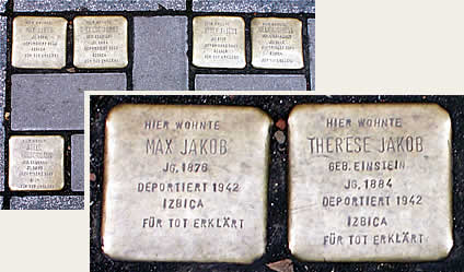 Die Stolpersteine in der Theodorstraße für Max und Therese Jakob
